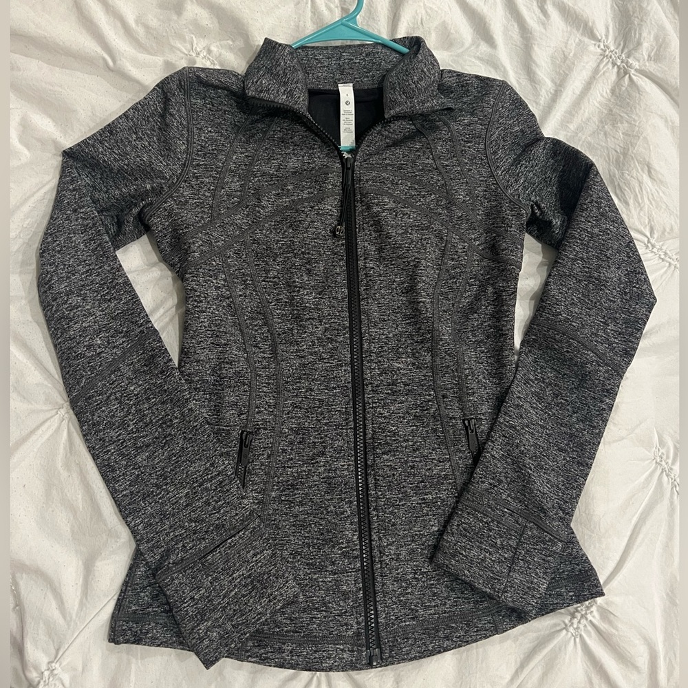 Define Jacket Luon in Heathered Black
